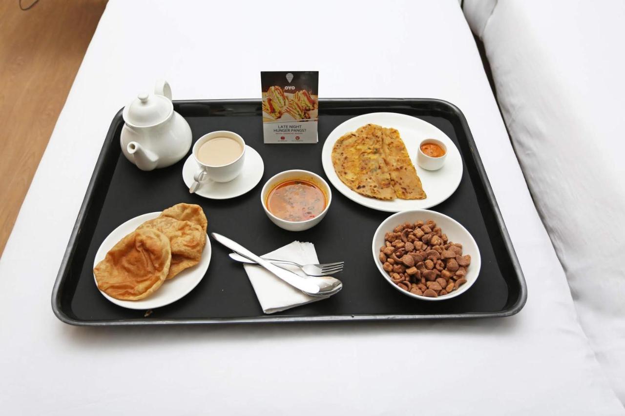 Oyo 46995 Hotel Grand Plaza Мумбаї Екстер'єр фото